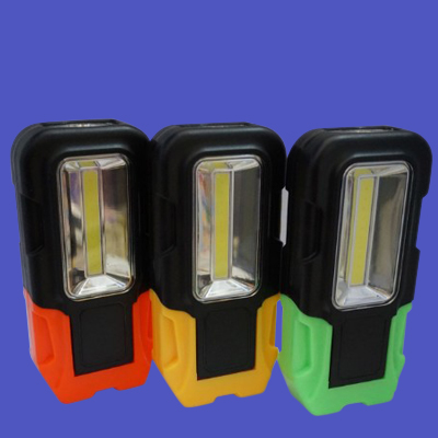 lampara led con iman en tres diferentes colores